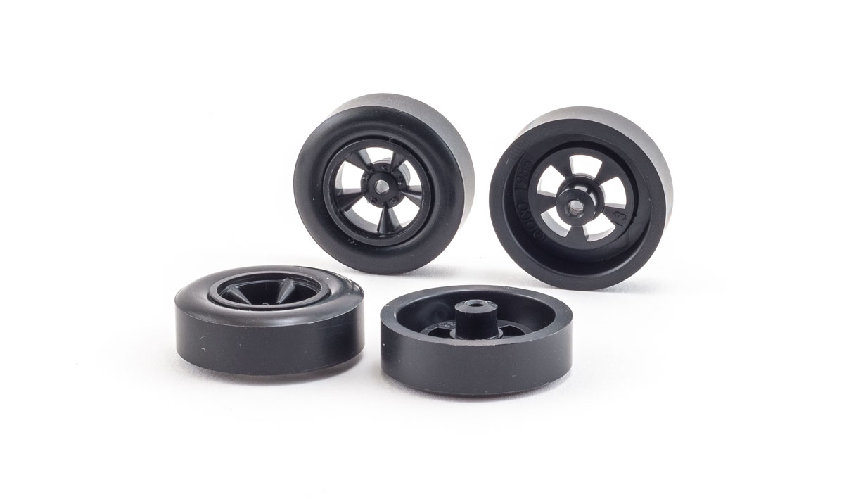 PineCar Precision Stock Wheels - These PineCar precision machined wheels work well with all lubricants, and the inner and outer hub faces have been coned for friction reduction